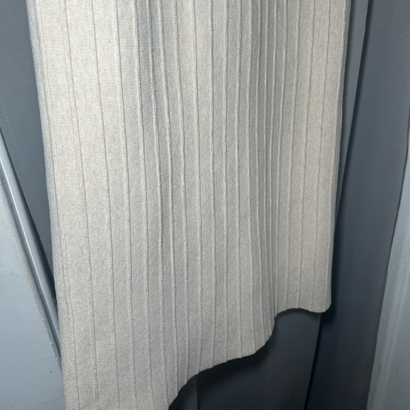 Love Bonito Korin Elastic Waist Soft Cozy Knit Column Ribbed Maxi Skirt Size 6 - Picture 5 of 11